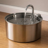 fontaine a eau chat en inox avec un design moderne pour animaux